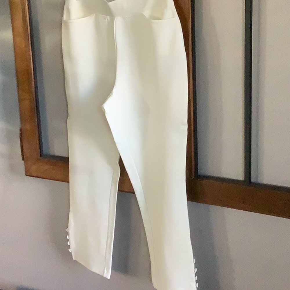 Crop pants, size 12